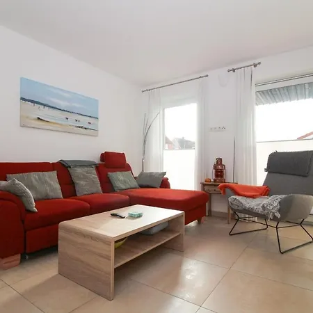 Backbord Achtern Апартаменты Крумхёрн